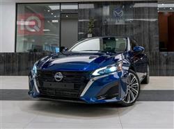 نيسان ألتيما